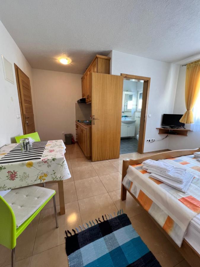 Beslic Apartments Veliko Brdo  ภายนอก รูปภาพ